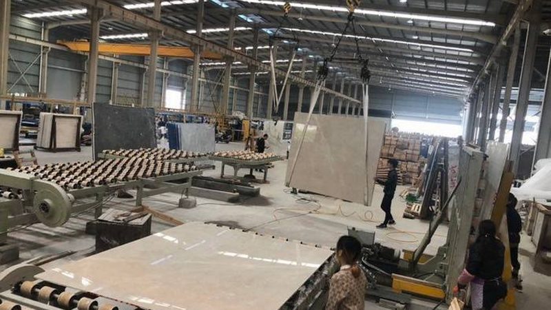 根据市场调研和消费者评价，以下是成都岩板台面品牌排行前十的推荐：